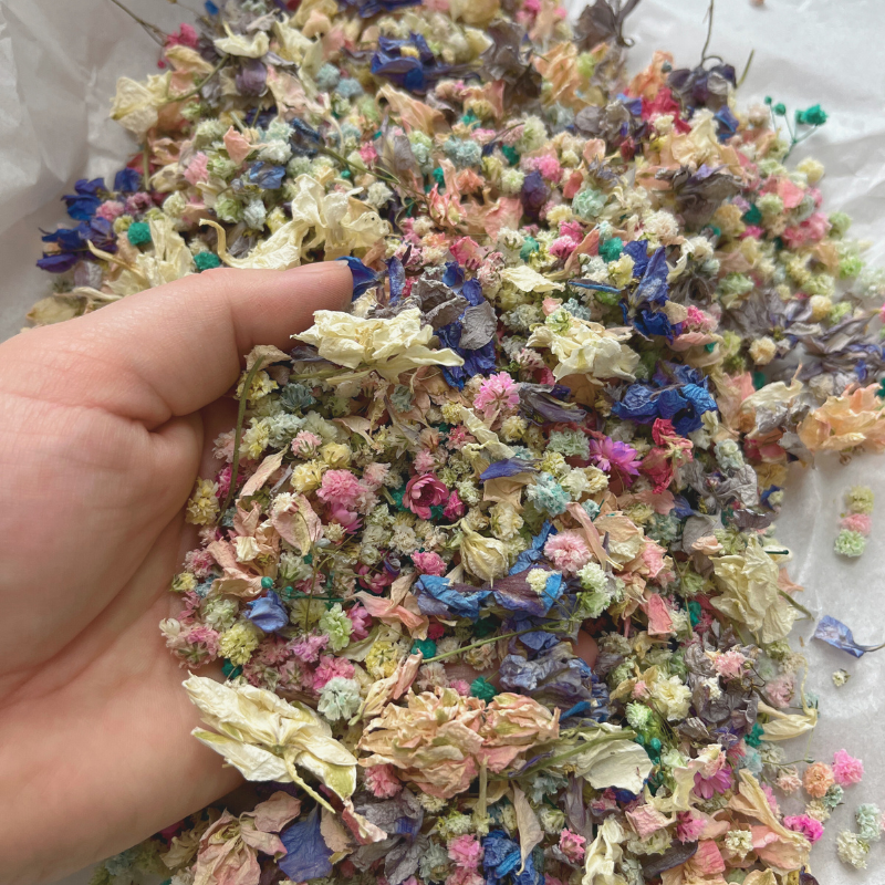 Decorating With Dried Flowers