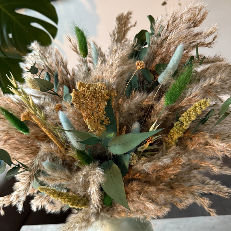 Havana Dried Flower Arrangement In Natural, Green & Blue