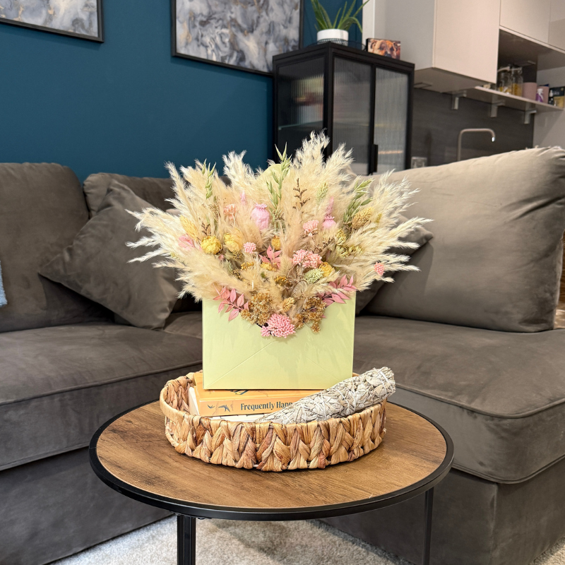 Mila Envelope Dried Flower Box In Cream, Natural, Pink & Green
