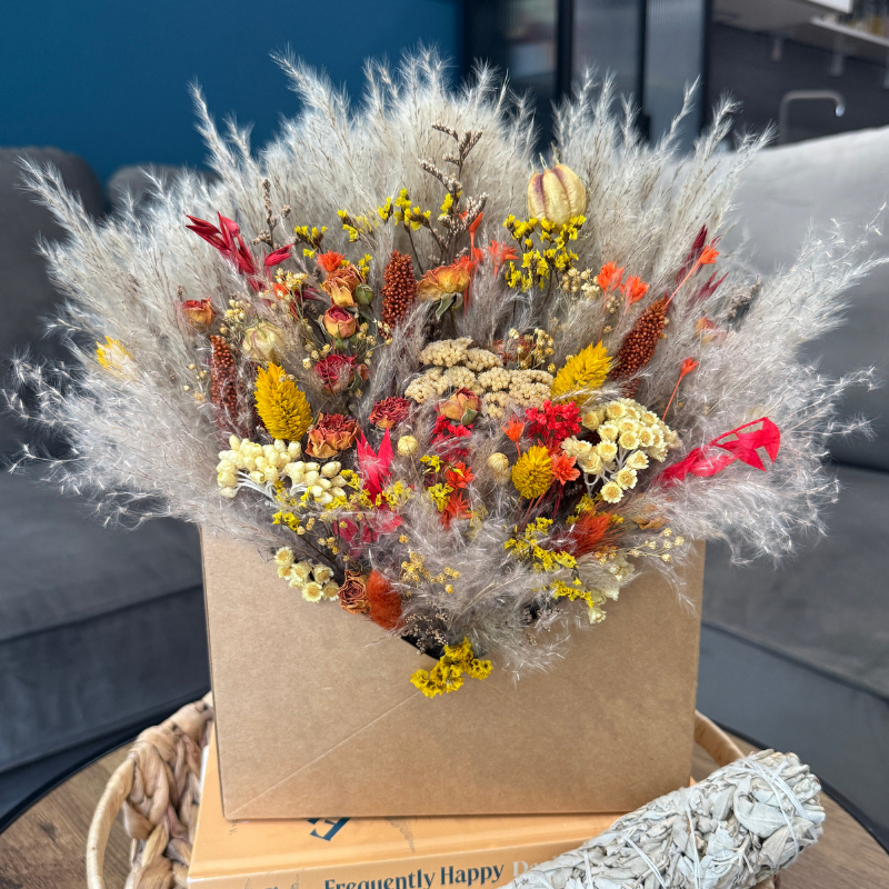 Amy Envelope Dried Flower Box In Natural, Yellow, Orange & Red