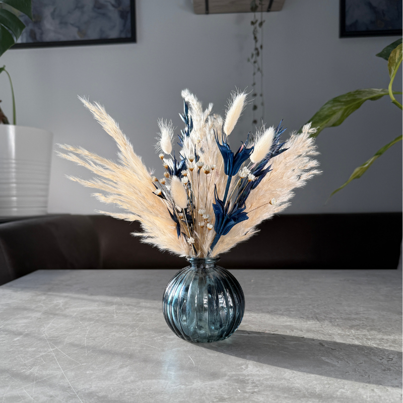 Lexi Dried Flower Arrangement In Navy, Cream & White