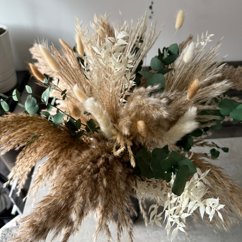 Mrs Hinch Inspired Dried Flowers With Matt Black Vase