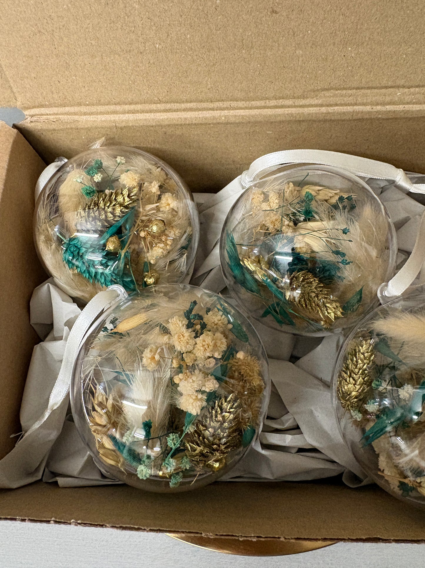 Dried Flower Baubles