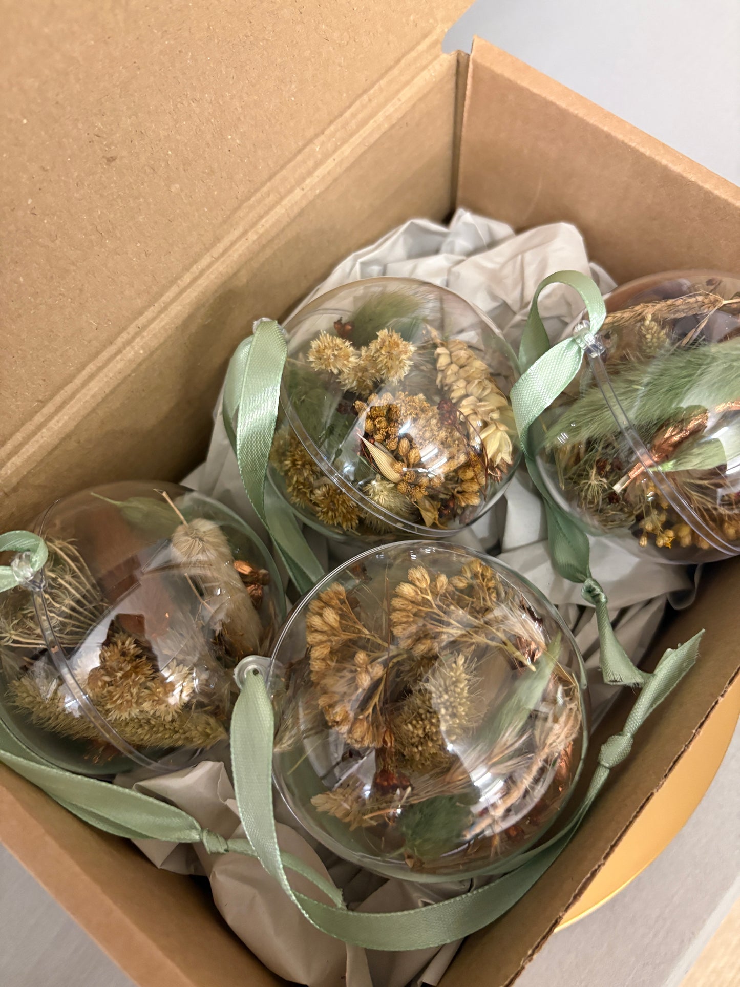 Dried Flower Baubles