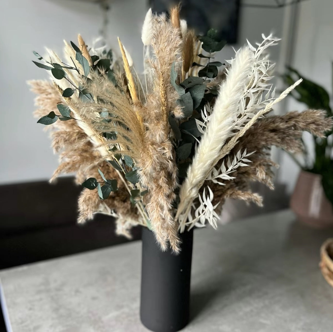 Mrs Hinch Inspired Dried Flowers With Matt Black Vase