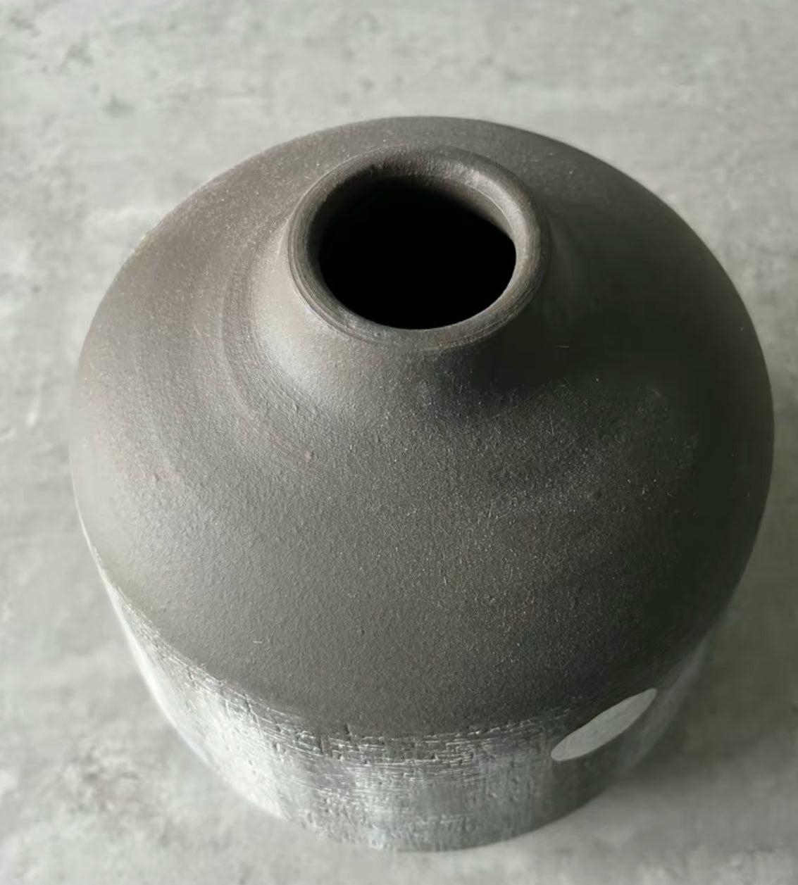 Terracotta stone colour vases - grey and charcoal grey/brown for dried flowers & pampas grass